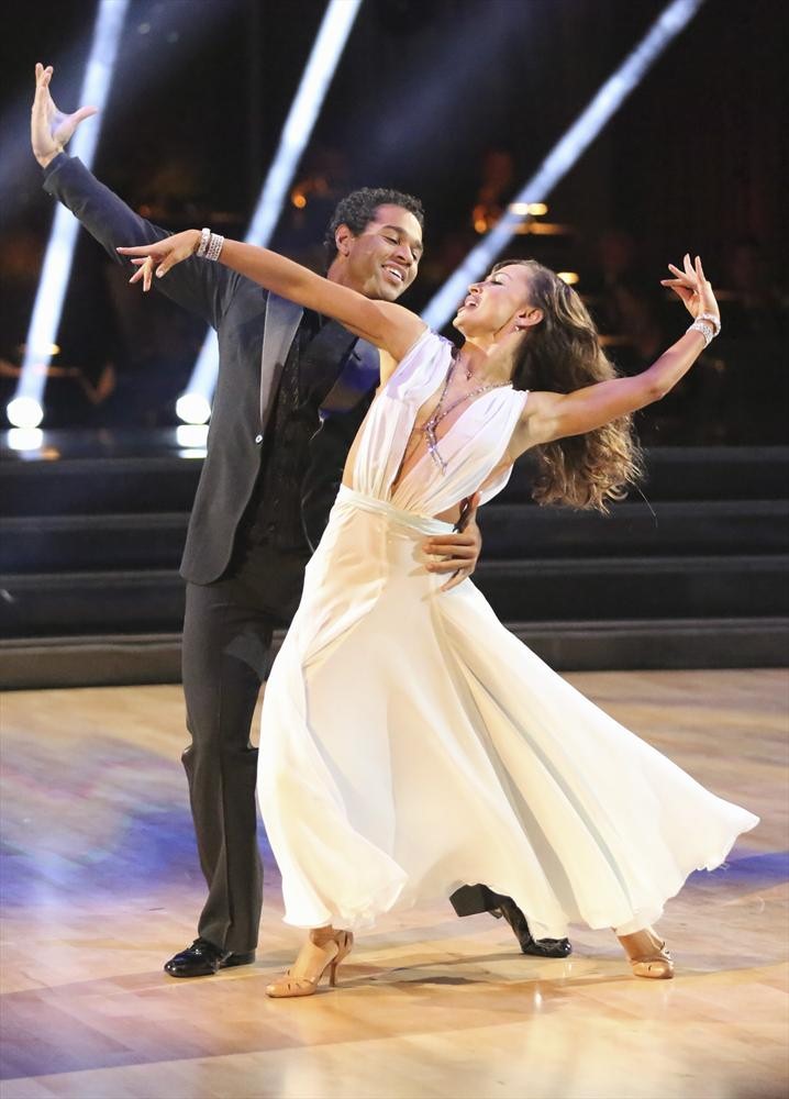 CORBIN BLEU, KARINA SMIRNOFF