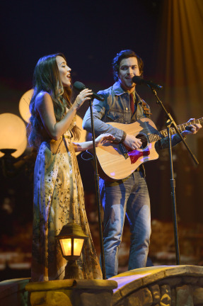 The X Factor USA 2013 Spoilers – Alex & Sierra