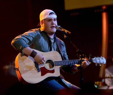 American Idol 2014 Spoilers – Top 11 Dexter Roberts
