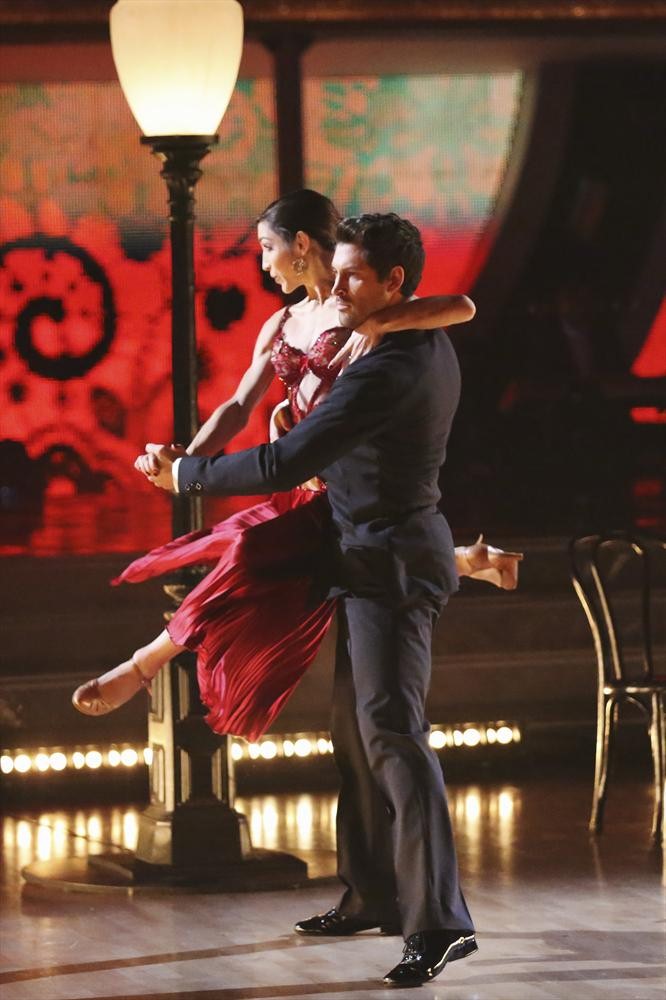 MERYL DAVIS, MAKSIM CHMERKOVSKIY