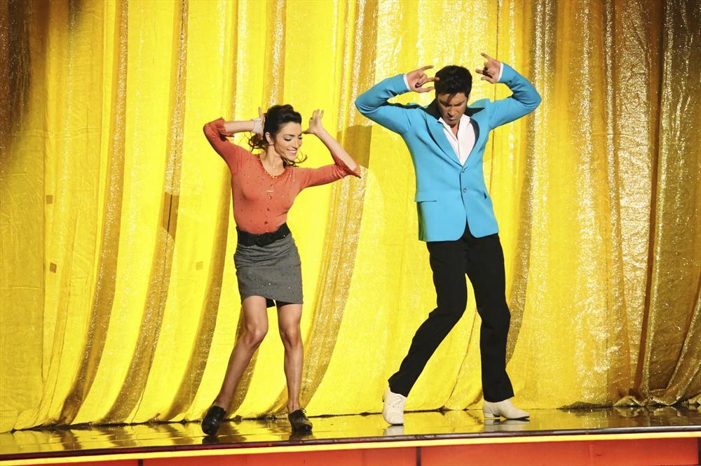 MERYL DAVIS, MAKSIM CHMERKOVSKIY
