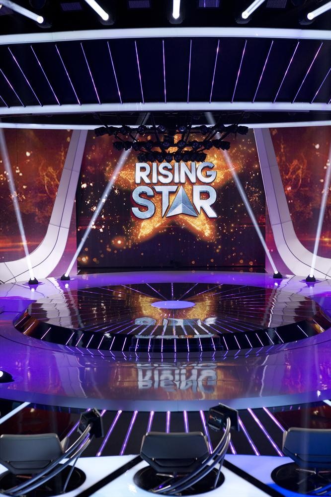 RISING STAR