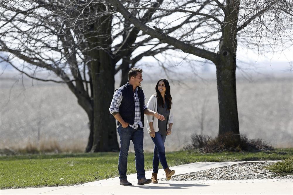 CHRIS, ANDI DORFMAN
