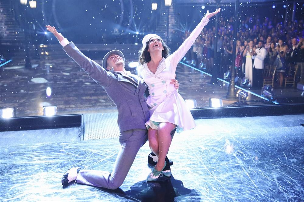 DEREK HOUGH, BETHANY MOTA